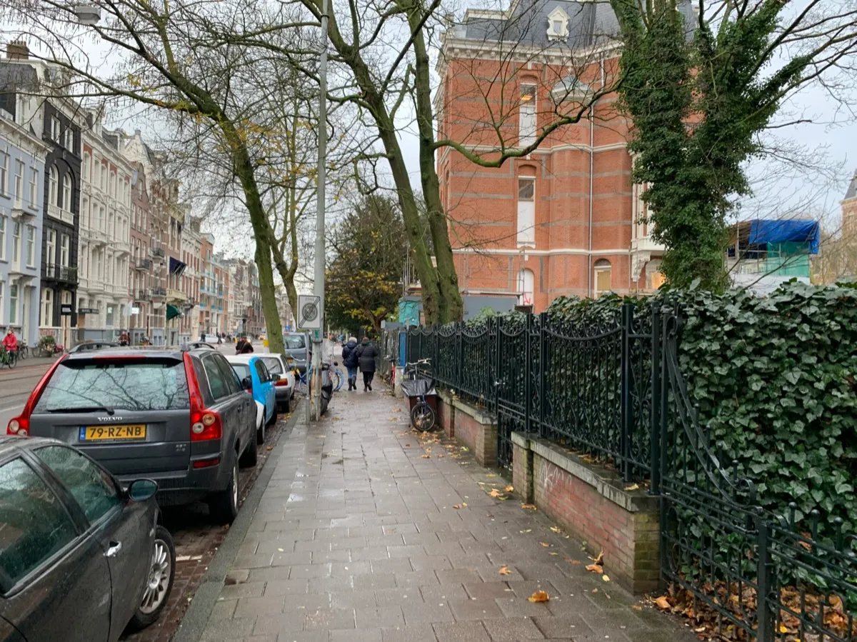 阿姆斯特丹的街道很多藍色